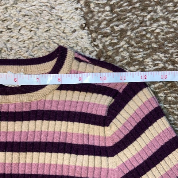 Forever 21 Pink and Purple Ribbed Short Sleeve Tee - Picture 7 of 9